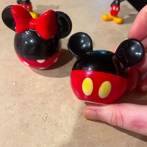 Disney Mickey and Minnie Mouse Salt and Pepper Shakers